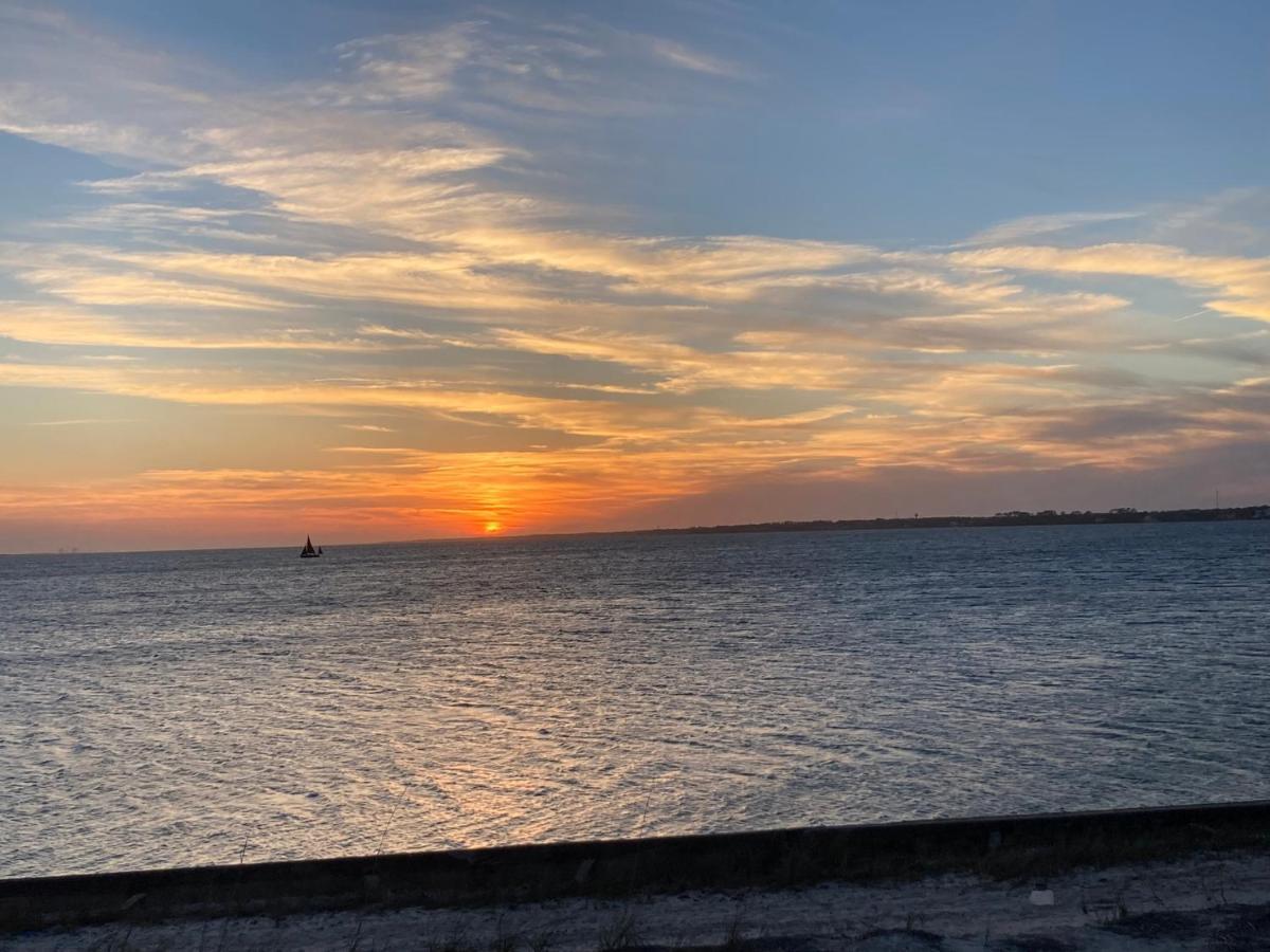 Romantic Condo For 2-Sunset Harbor Palms 1-205, Pool, Fishing Pier Navarre Exteriér fotografie